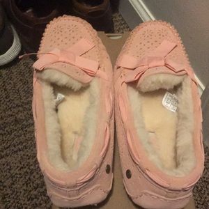 Brand New In Box Ugg Dakota Slippers